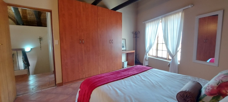 4 Bedroom Property for Sale in Albertinia Western Cape